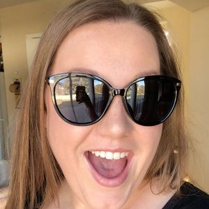 Meet your Posher, Ashlee